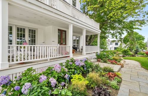 Cape Porpoise Apartment | "Birdsong", Luxurious 2-BR in Historic Cape Porpoise