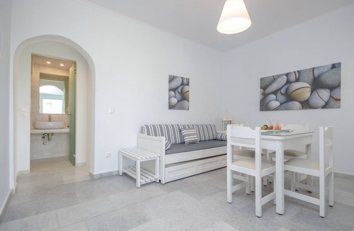 Agios Prokopios Hotel | Birikos Studios & Apartments