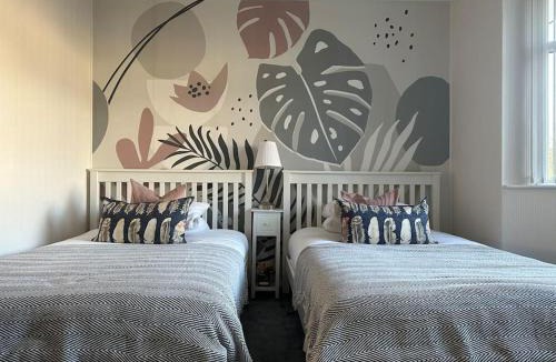 Stonnall Apartment | Birmingham Bungalow Serviced Apartment NEC Airport Bullring