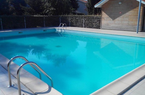 Biscarrosse Apartment | Biscarrosse T2 with pool, parking, 10km from ocean