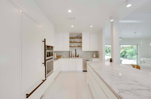 Biscayne Park House | Biscayne Park Urban Oasis w/Lush Backyard!