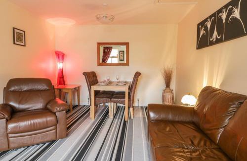 Skinningrove House | Bishop Cottage