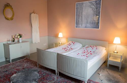 Balsta Bed & Breakfast | Biskops Arnö