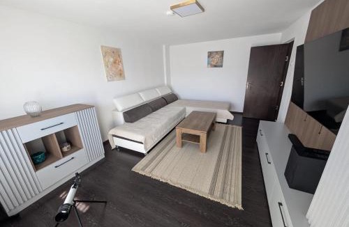 Petrila Apartment | Biverse Prestige