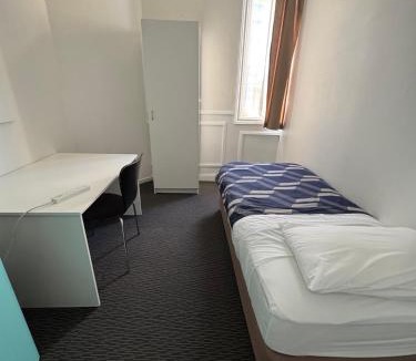 Newton Hostel | BK Hostel