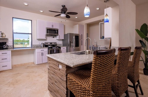 Enterprise House | BK Villas Light House