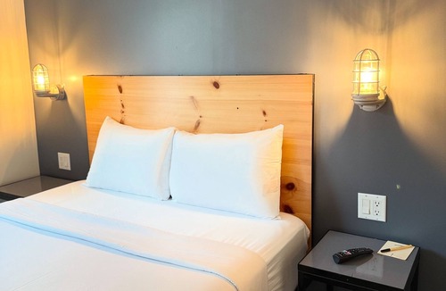 Bushwick Hotel | Bklyn House
