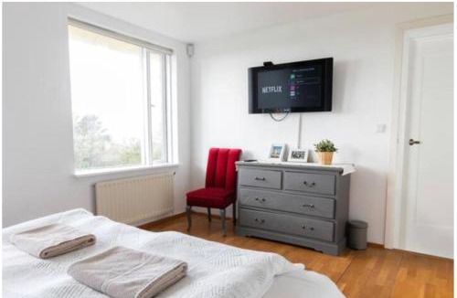 Seltjarnarnes Bed & Breakfast | Bla Hus B&B