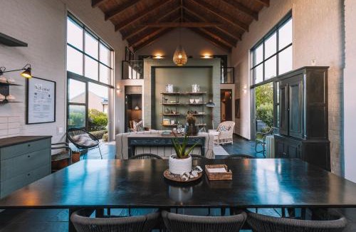 Gansbaai Villa | Black Barn At Romansbaai