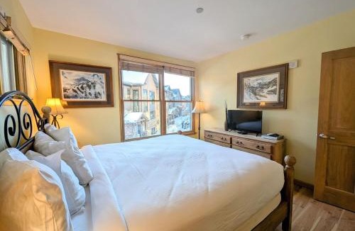 River Run House | Black Bear 8035 by SummitCove Lodging in Colorado