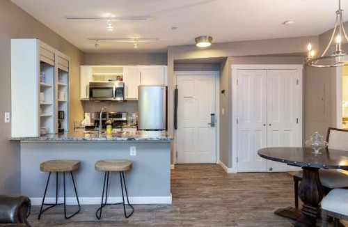 River Run House | Black Bear #8054