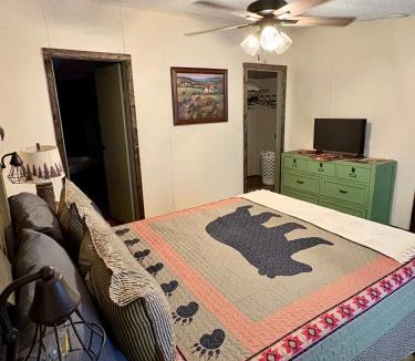Pickens House | Black Bear Hideaway