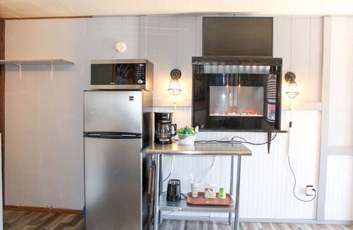 Howard Bed & Breakfast | Black Bear Lodge 3