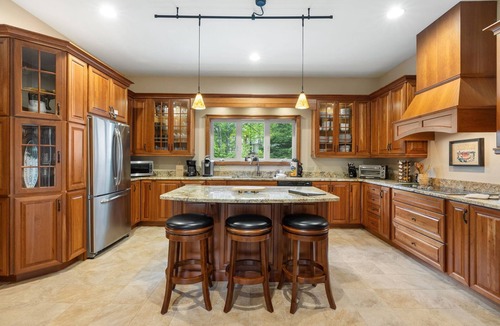 Sapphire House | Black Bear Lodge- 6 BR With Panoramic Views