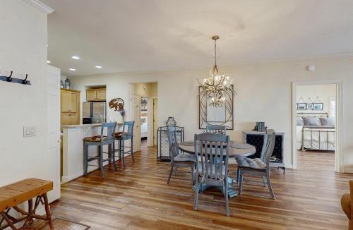 Sugar Mountain Apartment | Black Bear Overlook