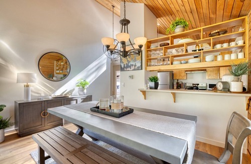 Black Butte Ranch House | Black Butte Ranch Cabin on the 7th Fairway