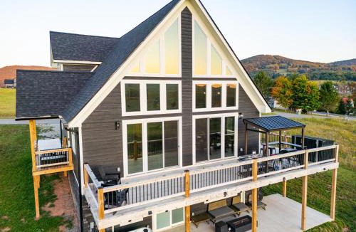 Canaan Valley House | Black Diamond by MasonTyler