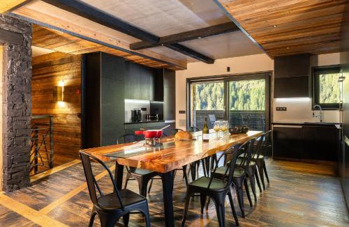 Les Brevieres Ski Chalet | Black Diamond - Chalet Babylon