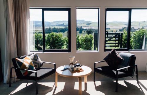 Waipara Bed & Breakfast | Black Estate B & B