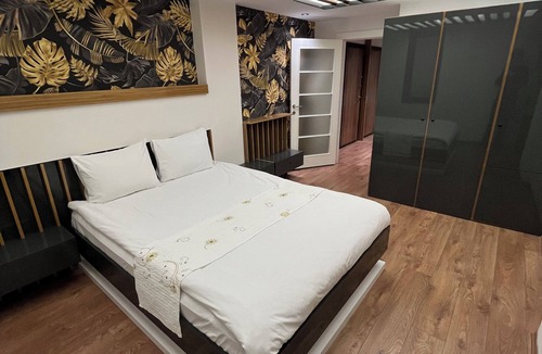 Borcka Hotel | Black Lake Hotel