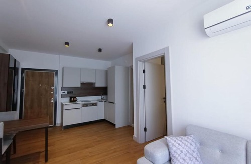 Kusadasi City Centre Apartment | black marin