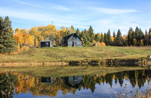 Wasagaming Cabin | Black Pine Lodge Summ