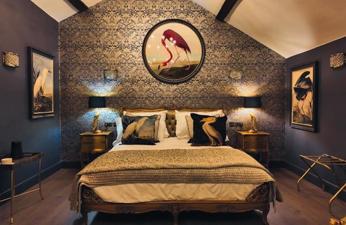 Croston Hotel | Black Rabbit