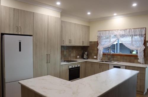 Camperdown House | Black Rock Cottage