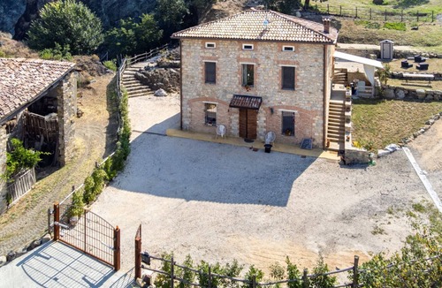 Salsomaggiore Terme Apartment | Black Stone Apartment