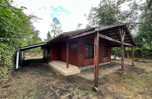 Lican Ray House | Black Stone