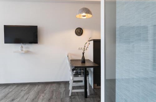 Ilmmuenster Apartment | Black & White