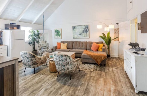 Estate East Street Apartment | Blackbeard`s Rendezvous - Downtown Danish Villa