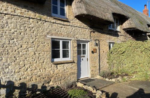 Twywell House | Blackbird Cottage