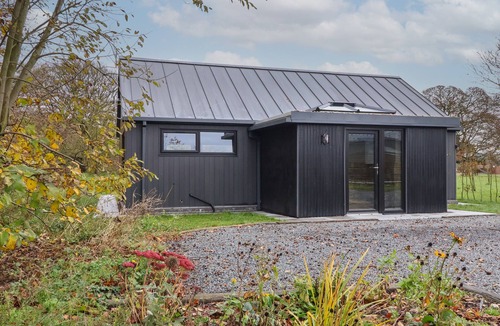 Low Catton Cottage | BLACKCAP, romantic, character holiday cottage in Bishop Wilton