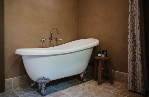 Tocumwal Villa | Blacksmith House on Main