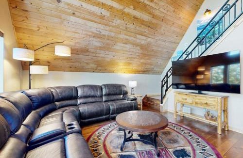 Lakeside House | Blacktail Pines