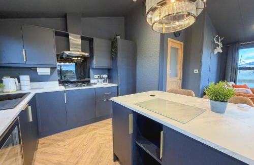Wigton Ski Chalet | Blackthorn Timber Lodge
