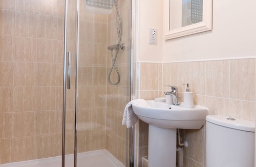Basingstoke Apartment | Bladon Court
