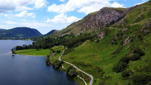 Lamplugh House | Blake Fell Hide - the perfect base for Walkers - Cyclists - Dog Lovers - Haystacks - Ennerdale Lake - Coast to Coast C2C - Off the beaten track - not off the grid - Starlink WiFi - New photos Jul '26