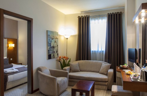 Kahramanlar Mahallesi Hotel | Blanca Hotel