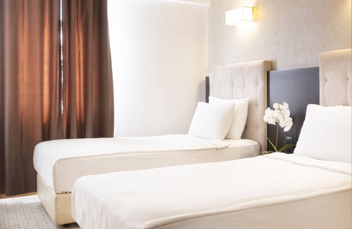 Kahramanlar Mahallesi Hotel | Blanca Hotel
