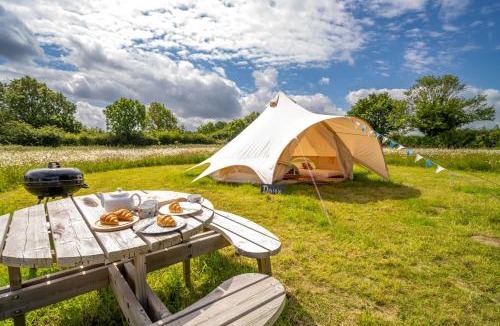 Ringstead House | Blancas Bell Tents