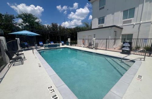 Blanco Hotel | Blanco River Hotel