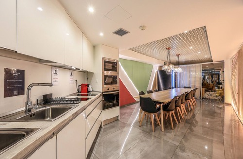 Gaztambide Bed & Breakfast | Blasco de Garay, double room with gym 102