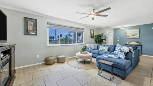 Lawrenceburg House | BLC200