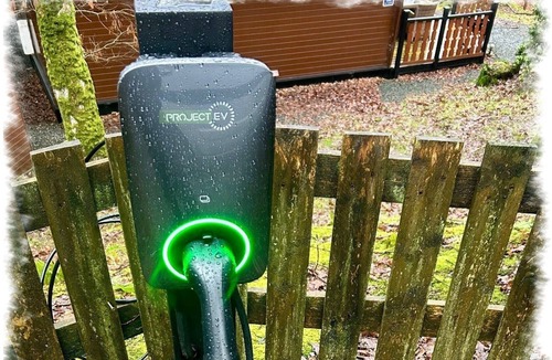 Skelwith Bridge Cabin | Blelham Tarn (Rustic yet modern cabin in tranquil woodland with own EV charger)