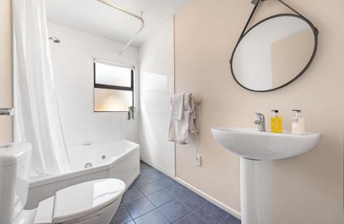 Blenheim Hotel | Blenheim Palms Motel