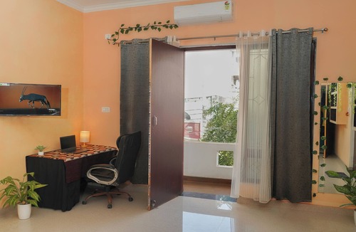 Varanasi House | Blenzo Hideaway Kashi 4BHK Near Banaras Station with Kitchen , WiFi & Parking