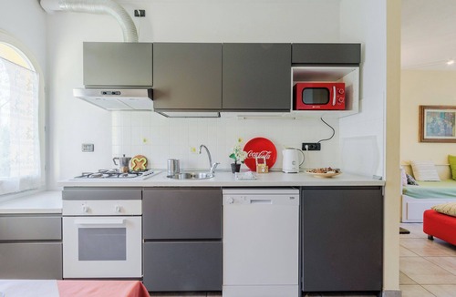 Lucca Apartment | "Bleu" apartment with swimming pool, Villa Gabriella