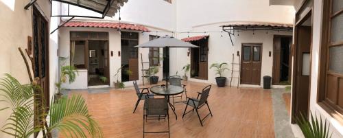 Zona Centro House | Bleu Downtown